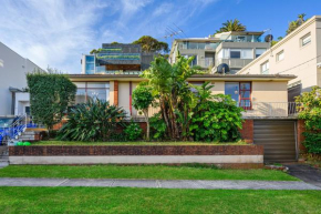 Bondi Beach 4Br house Sydney